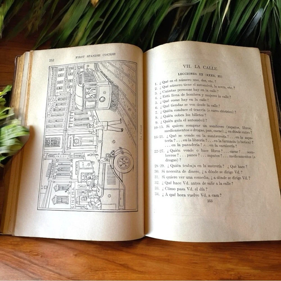 ANTIQUE 1925 “First Spanish Course” by Hills & Ford - Hardcover - Picture 14 of 15